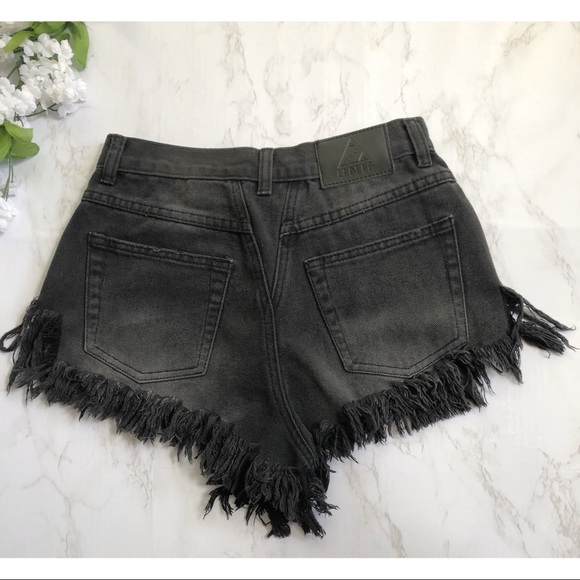 UNIF Slitz Black Denim High Waist Shorts Size 26 - Picture 4 of 5